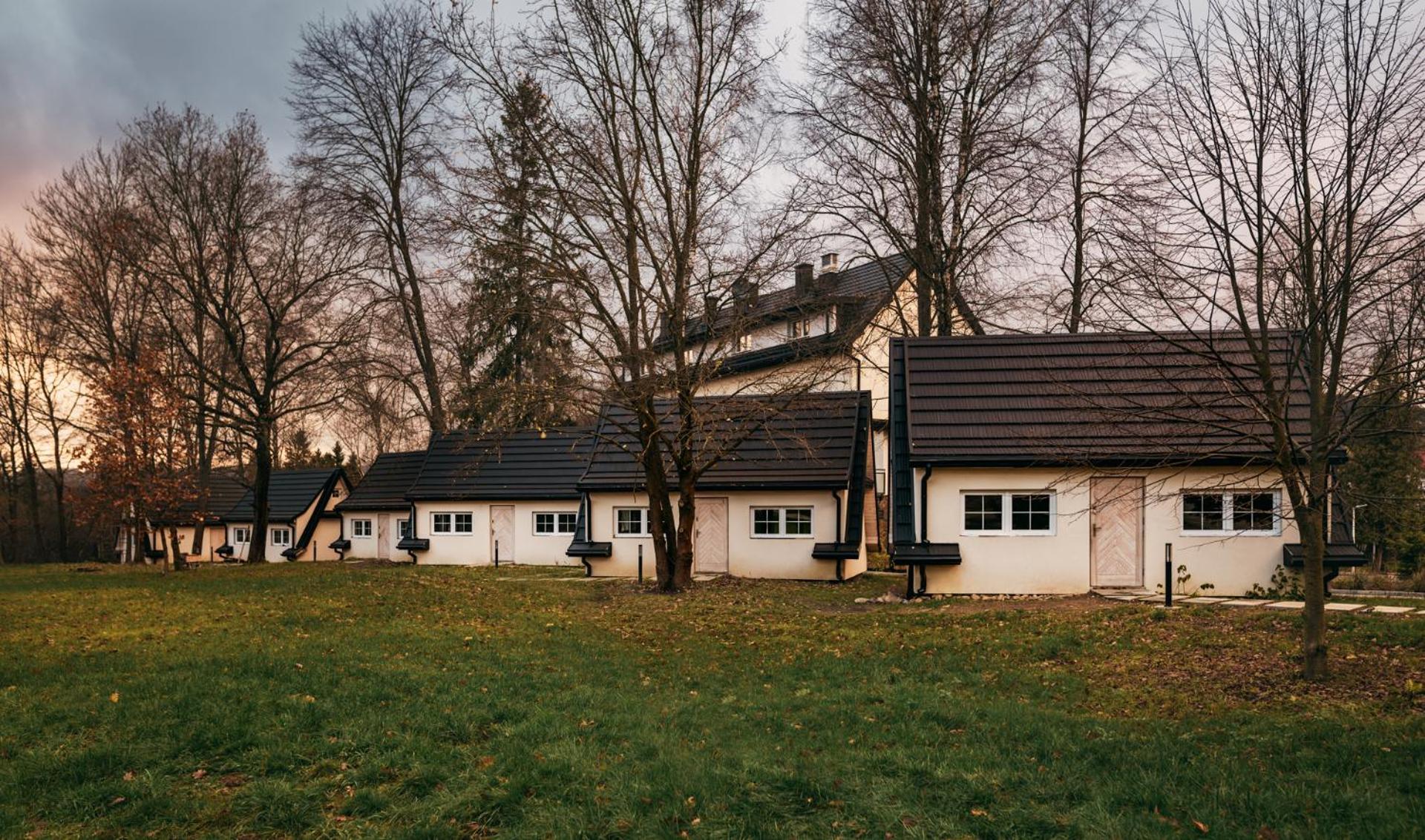 Country Club Zywiec Hotel I Domki Caloroczne Eksteriør billede